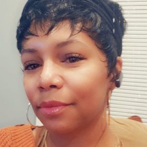 Meet your Posher, Anissa